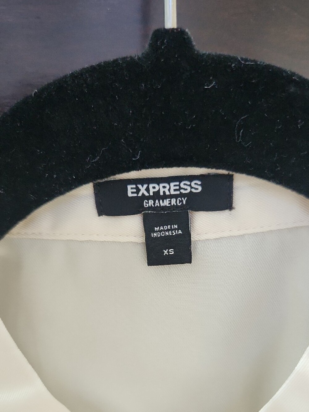 Express Cream Ruffle Sleeve Blouse - Picture 2 of 3